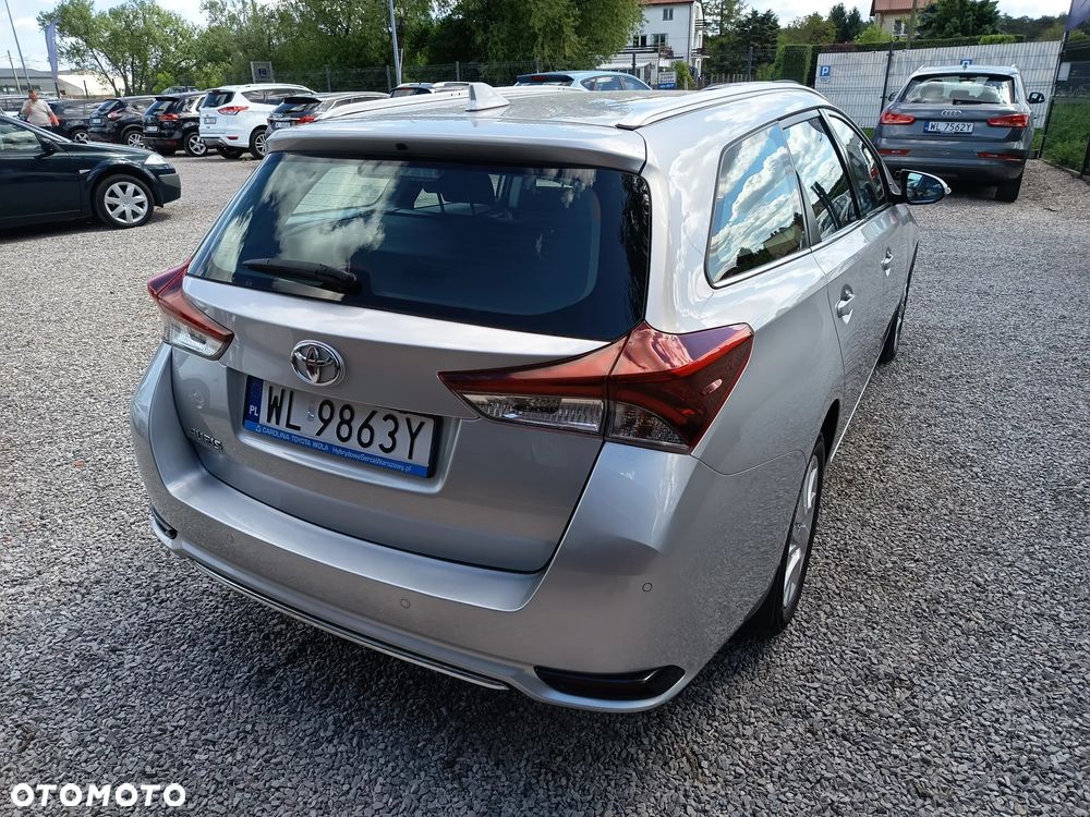 Toyota Auris 1.6 Dynamic - 20