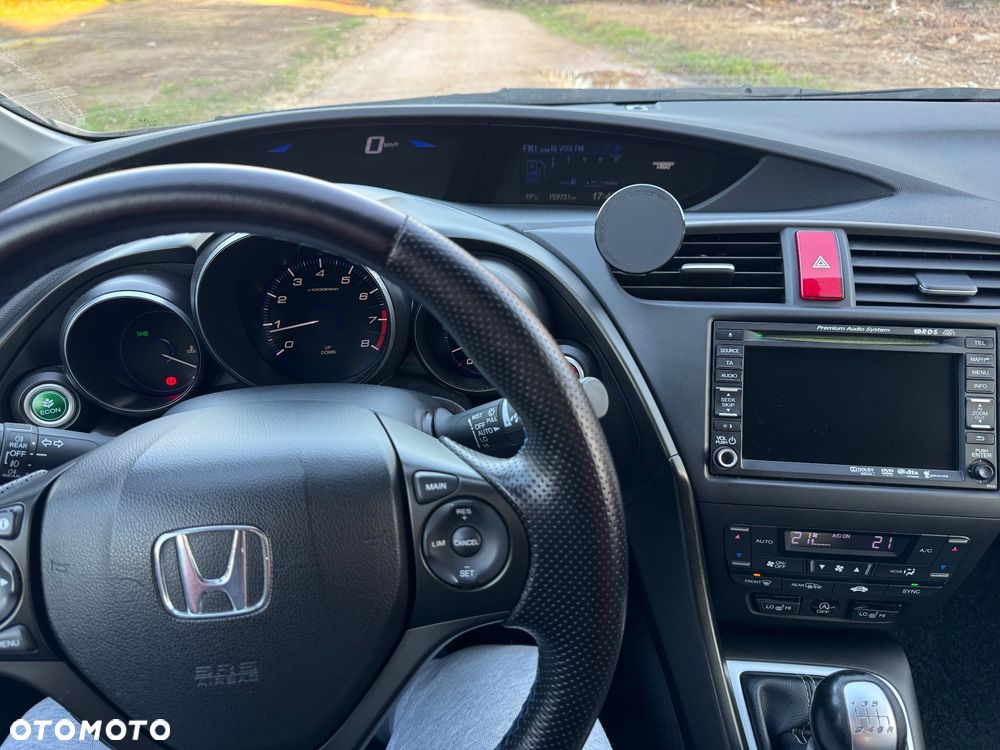 Honda Civic 1.8 Executive - 19