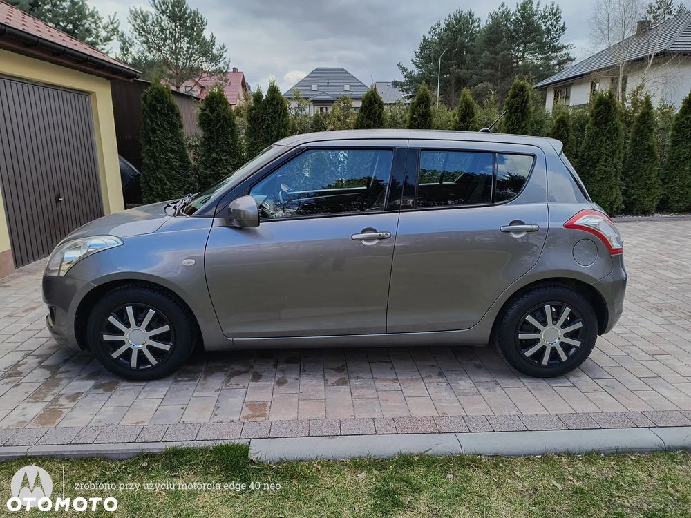 Suzuki Swift 1.2 Premium - 4