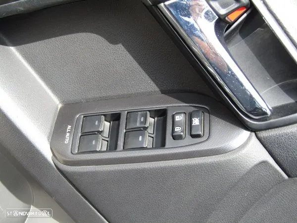 Toyota Land Cruiser 3.0 D-4D Auto 60th Anniversary - 17