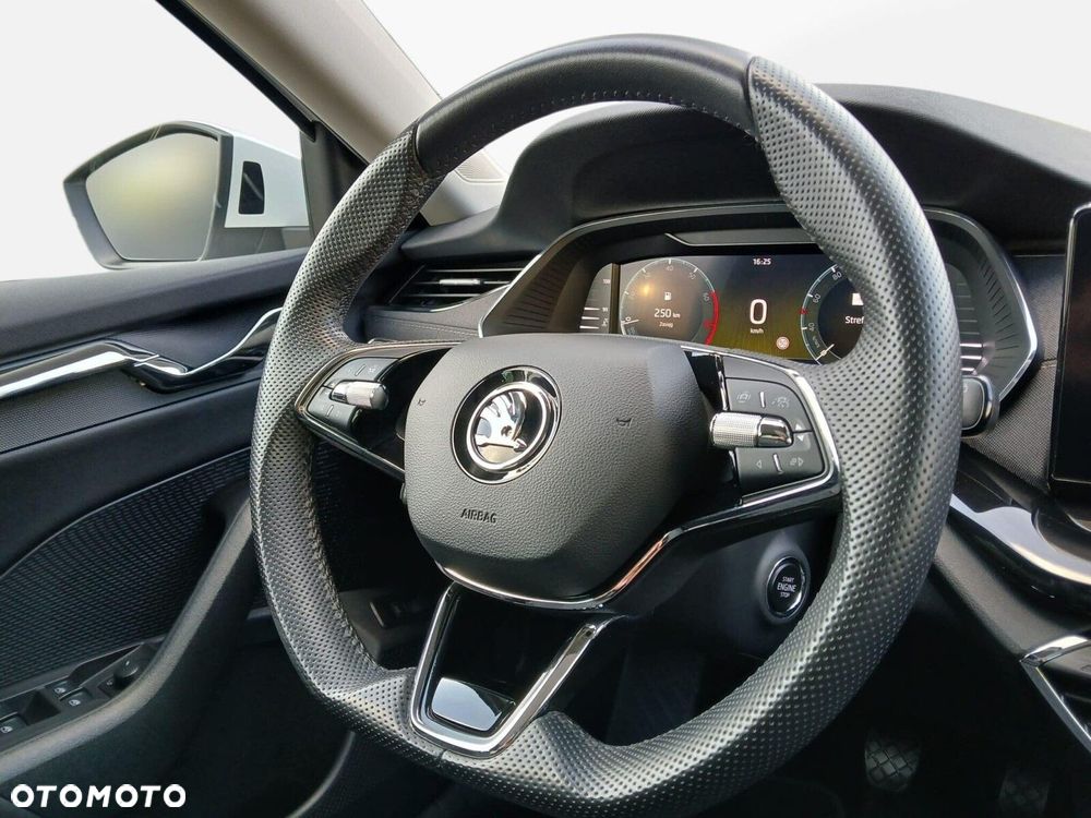 Skoda Octavia - 25