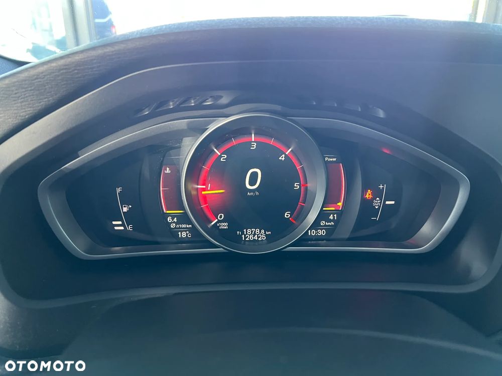 Volvo V40 Cross Country D3 Drive-E Summum - 26