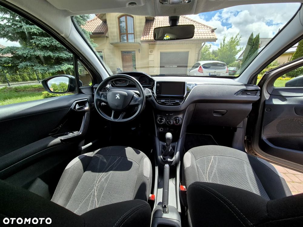 Peugeot 208 95 VTI Active - 10