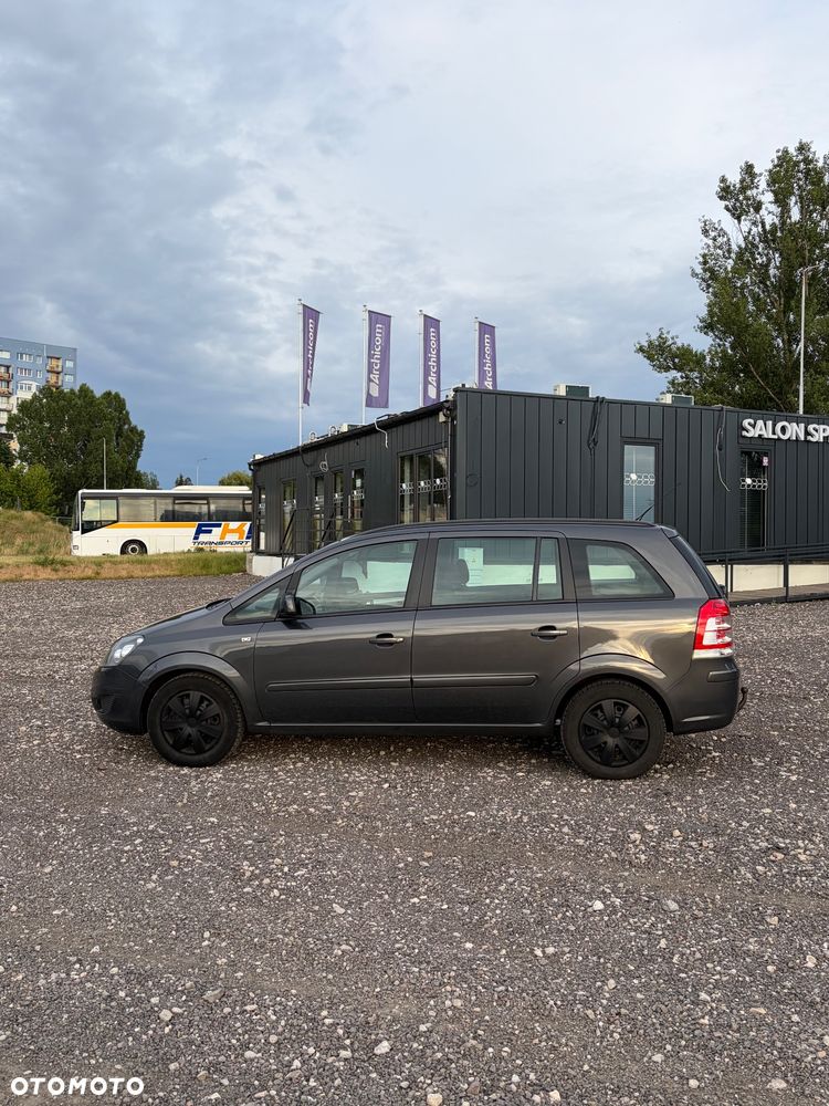 Opel Zafira 1.6 Active - 4