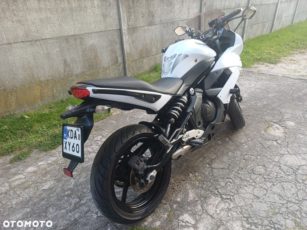 Kawasaki ER - 11