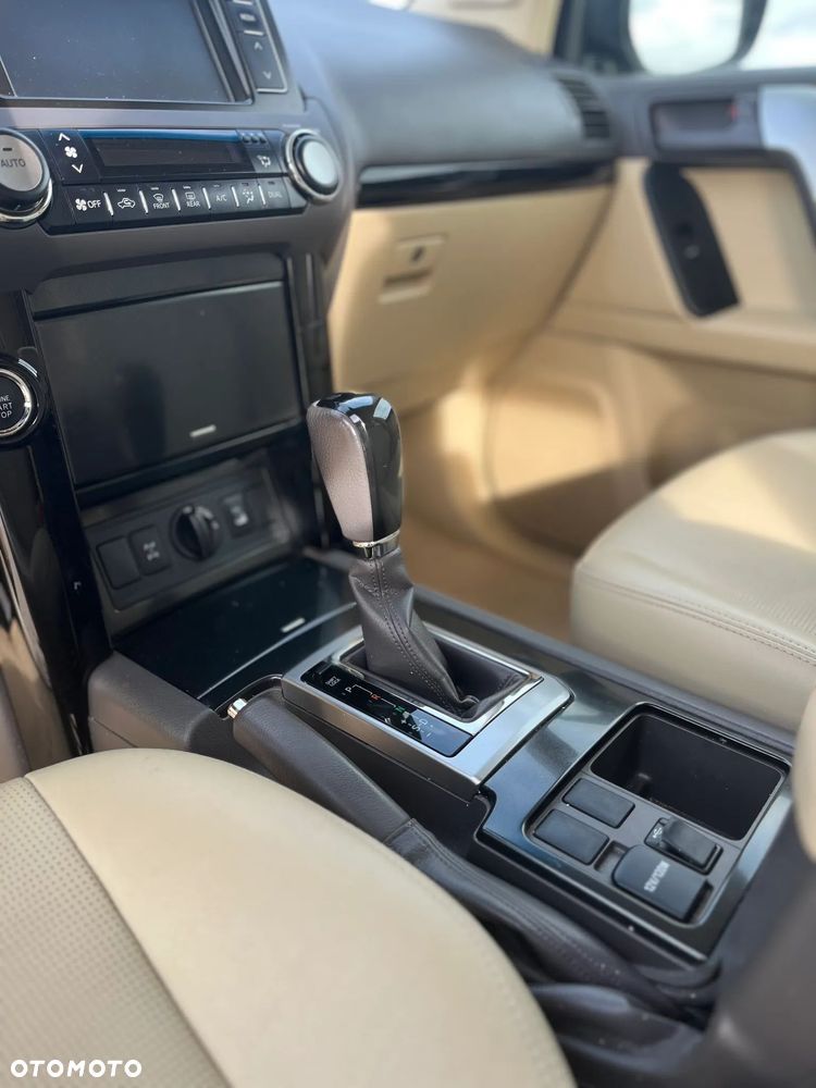 Toyota Land Cruiser LC 2.8 D-4D Prado - 22