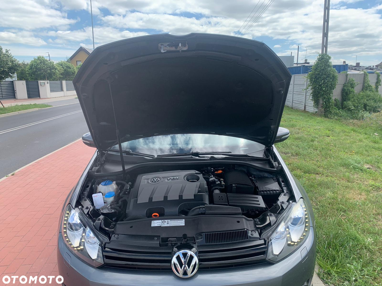 Volkswagen Golf 1.6 TDI DPF BlueMotion Technology Comfortline - 11