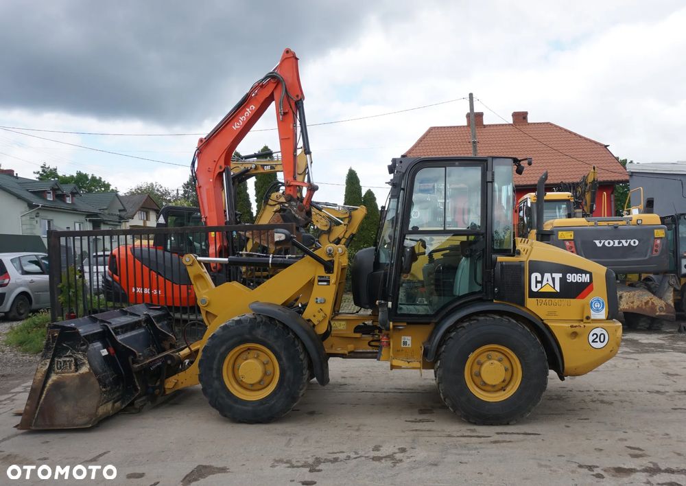 Caterpillar CAT 906 M - 8