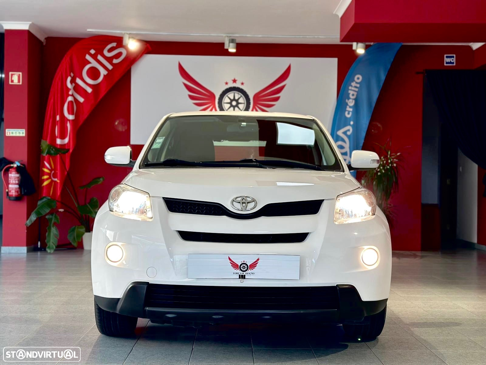 Toyota Urban Cruiser 1.33 VVT-i High Pack - 2