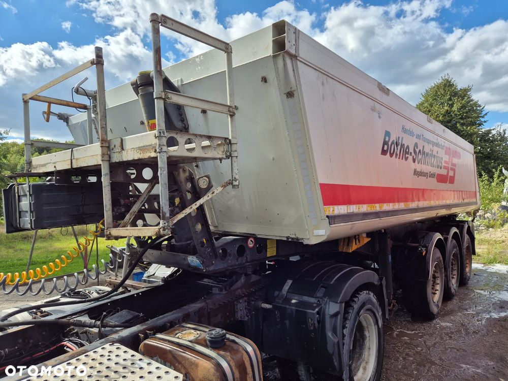 Schmitz Cargobull Ski 24 - 4