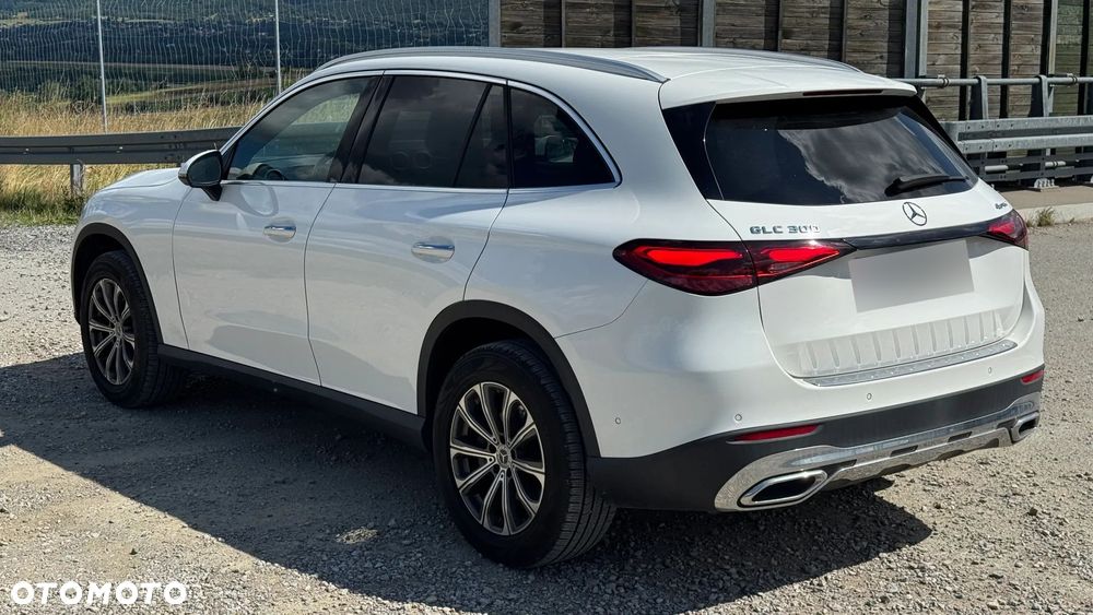 Mercedes-Benz GLC 300 mHEV 4-Matic Avantgarde - 7
