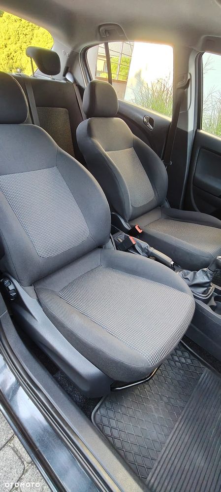 Opel Corsa - 11