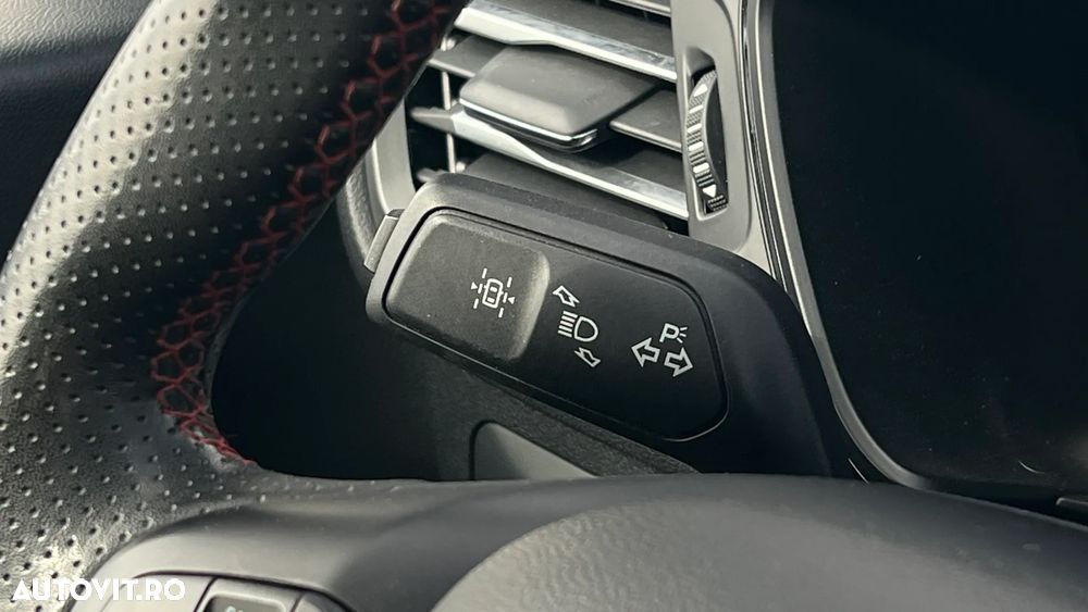 FORD Kuga 2023 — imagine 21