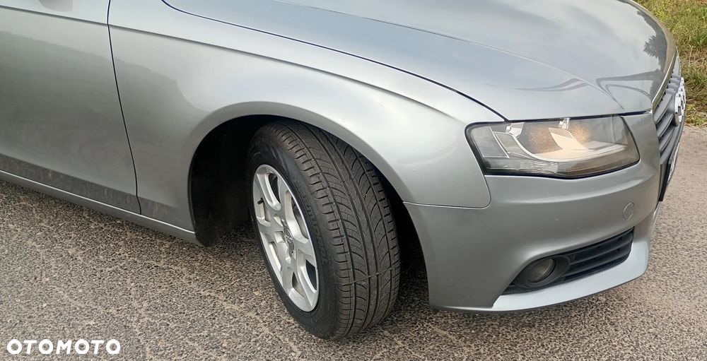 Audi A4 Limousine - 17