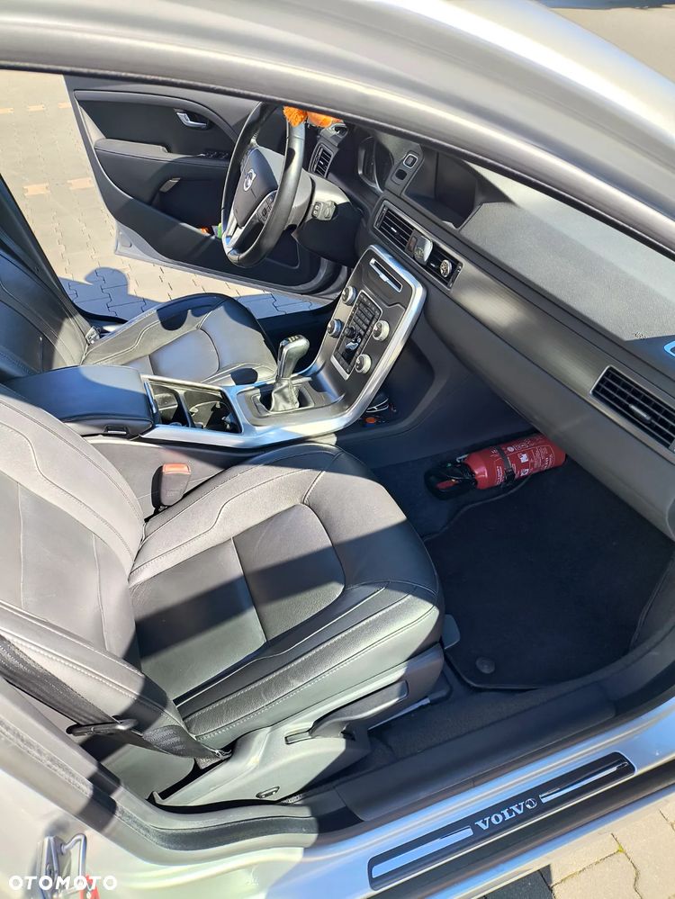 Volvo V70 D3 Drive-E Momentum - 24