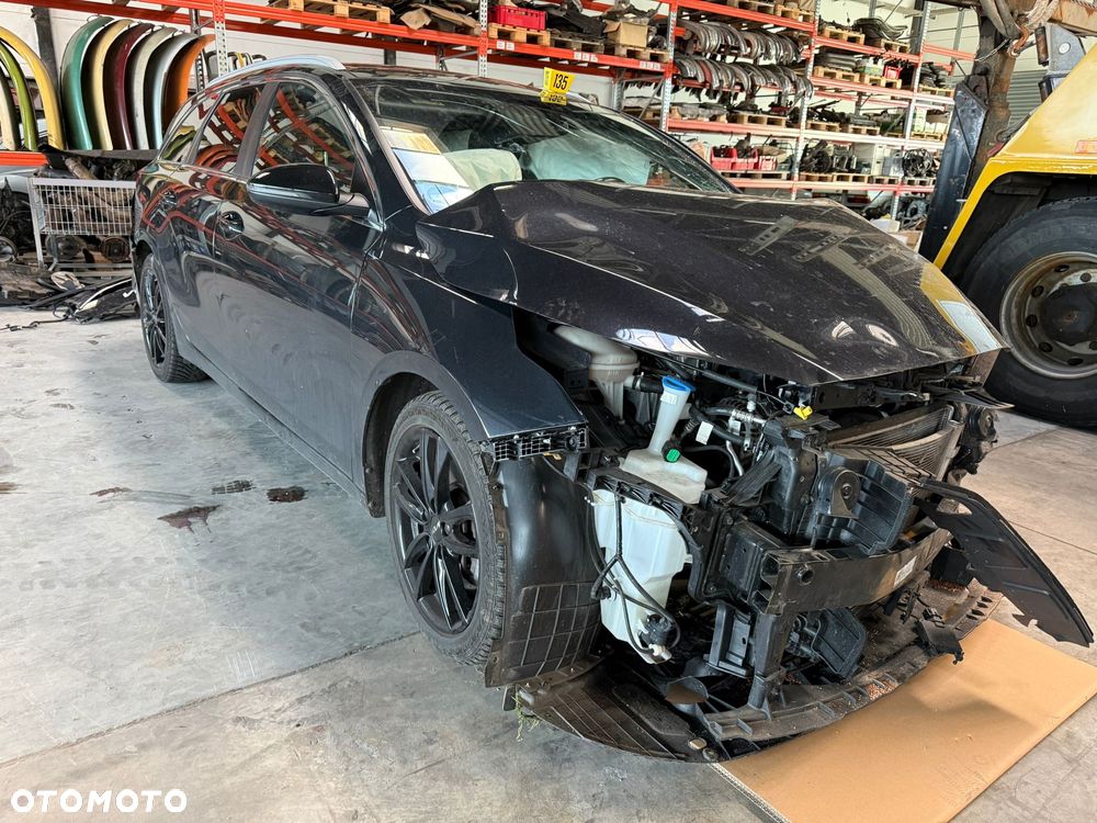 Kia Ceed 1.5 T-GDI DCT7 OPF GT Line - 2