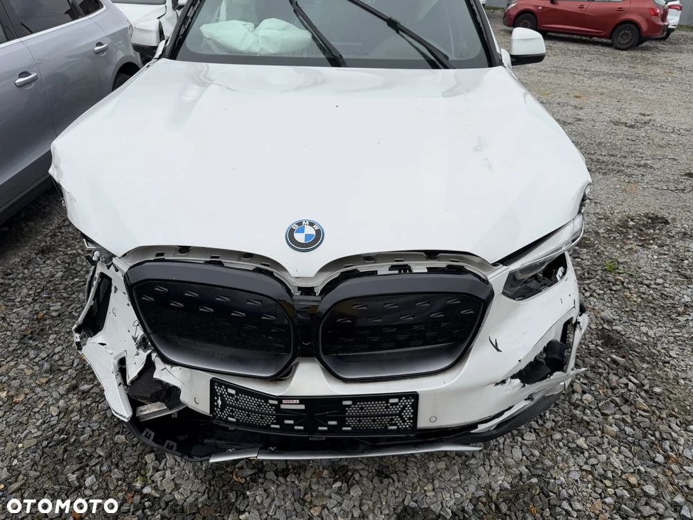 BMW iX3 Impressive - 6