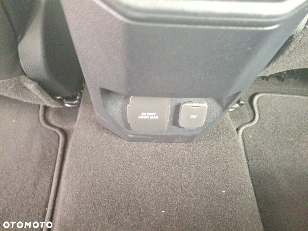 Volkswagen Amarok - 24