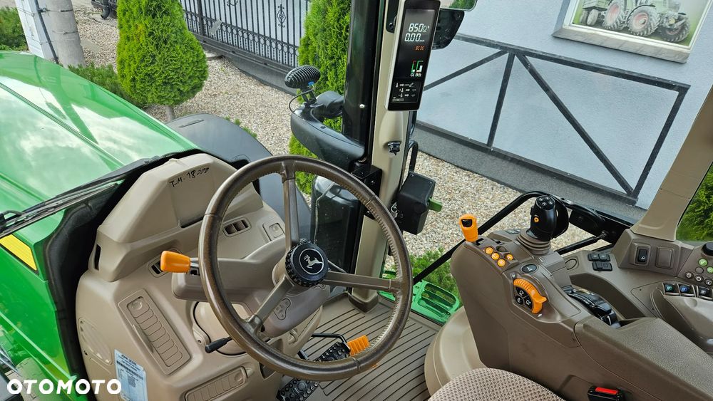 John Deere 6155M - 22