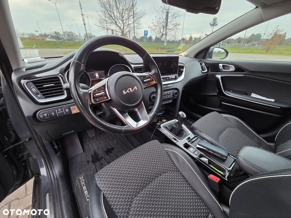 Kia XCeed 1.5 T-GDI Business Line - 10