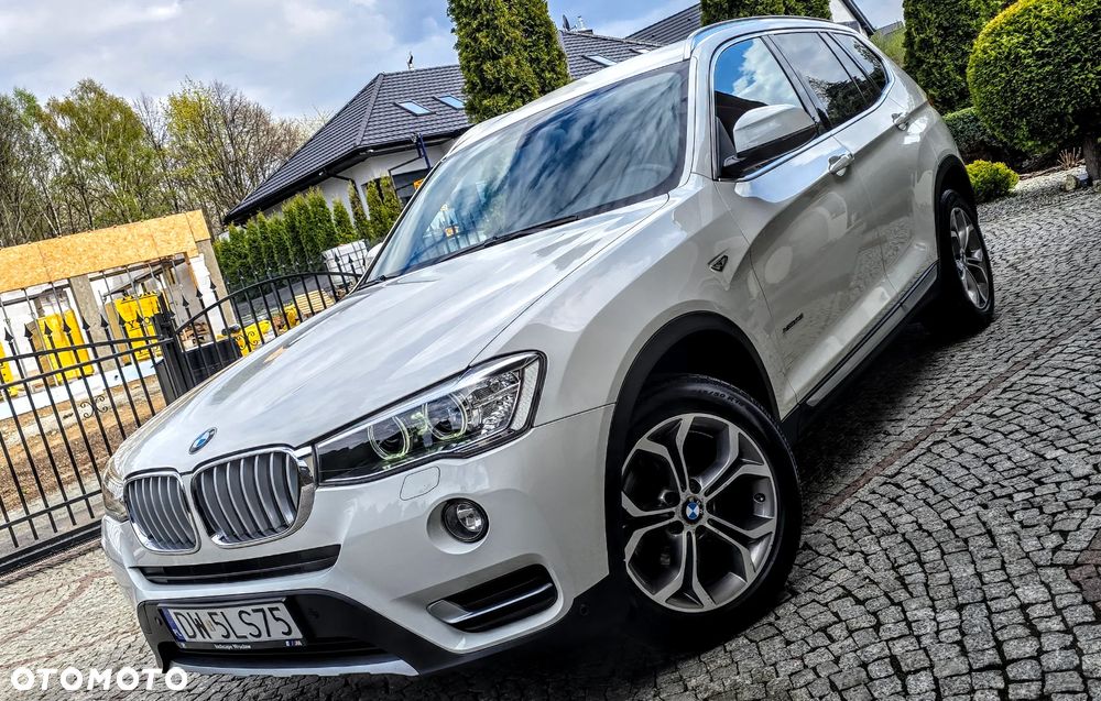 BMW X3 xDrive28i Sport - 3