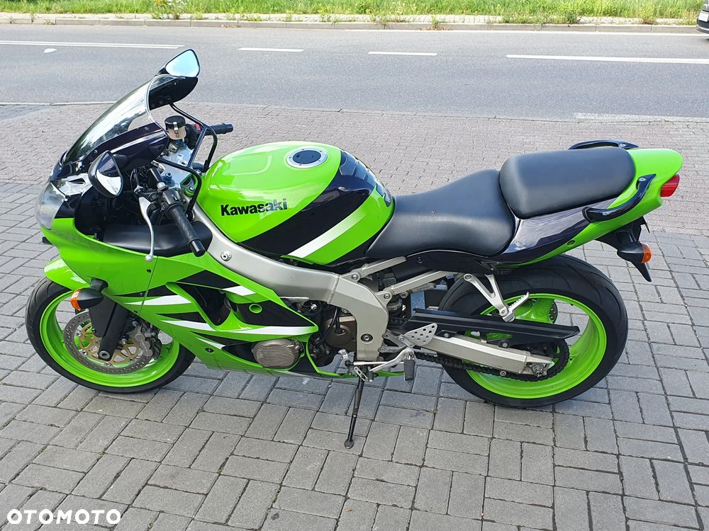 Kawasaki ZX - 24