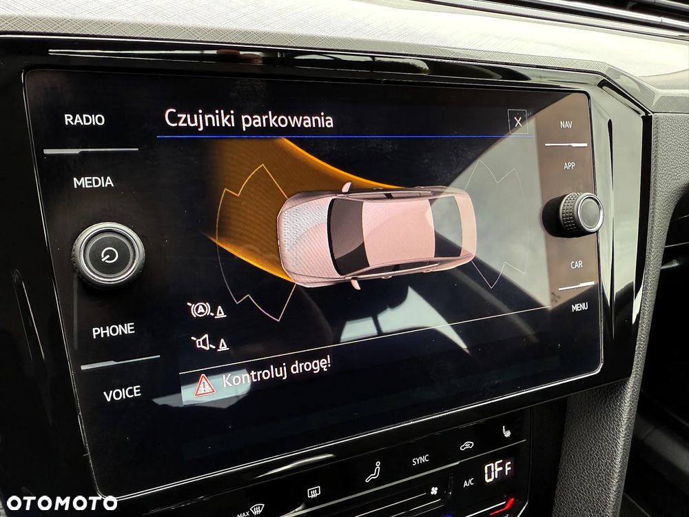 Volkswagen Passat 1.5 TSI EVO Elegance - 28