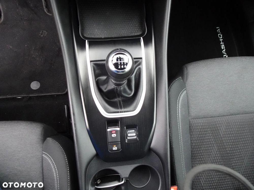 Nissan Qashqai 1.3 DIG-T MHEV N-Connecta - 37