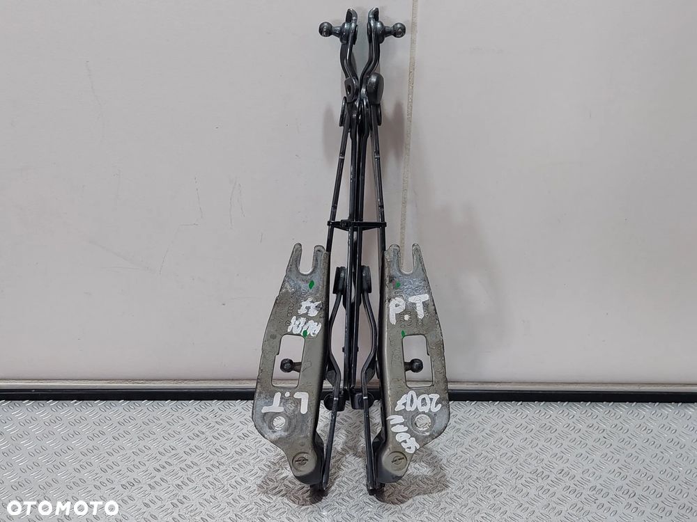 ZAWIASY KLAPY BAGAŻNIKA AUDI B7 A4 R2007 NR 8E5827302C, 8E5827301C - 2