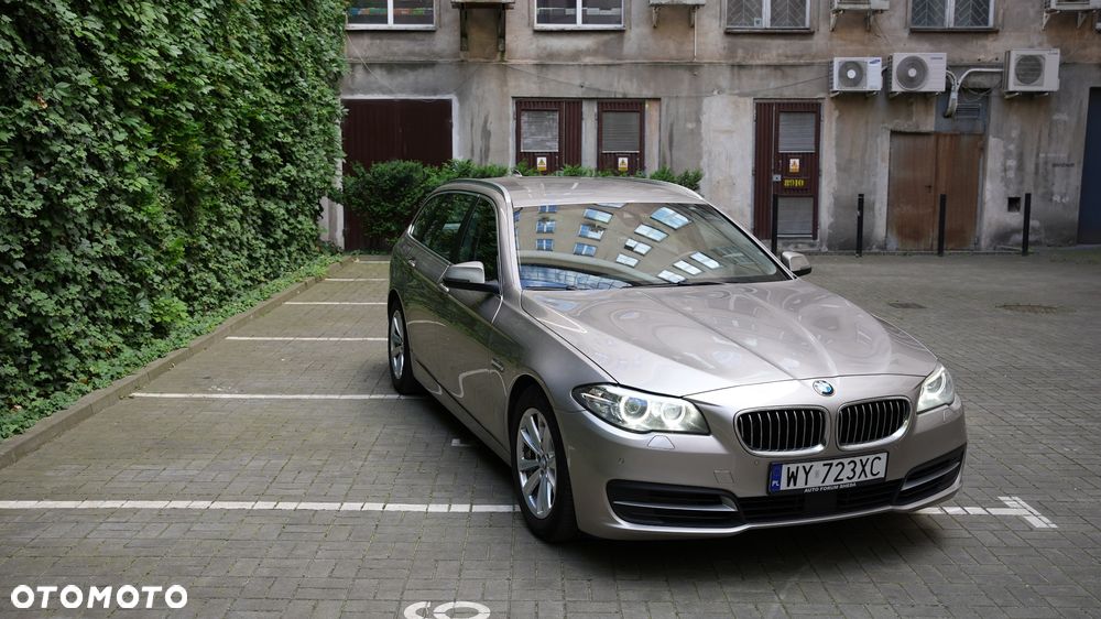 BMW Seria 5 520d Luxury Line - 4