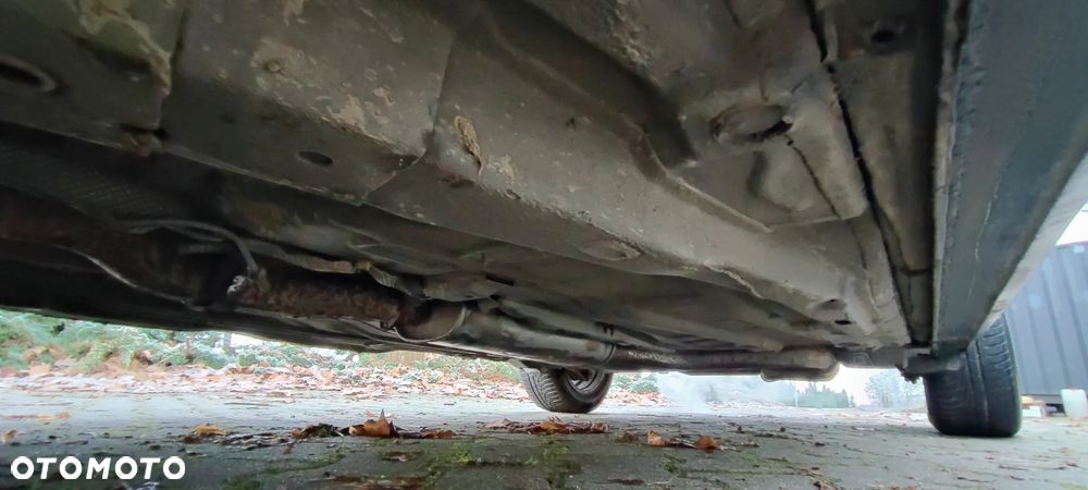 Ford Mondeo 2.5 V6 Sport - 27