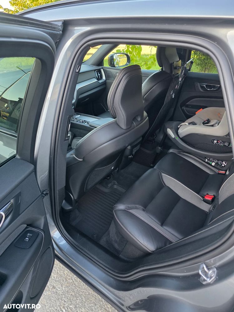 Volvo XC 60 D4 R-Design - 8