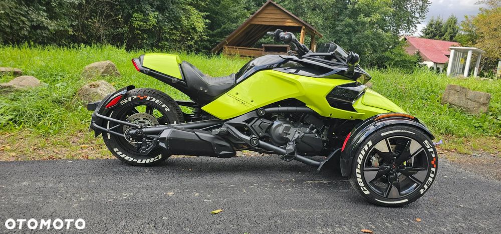 Can-Am Spyder - 5