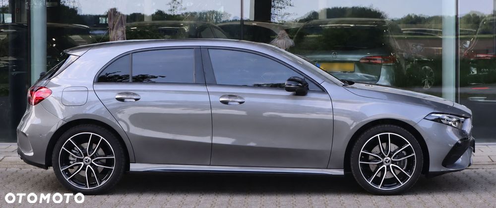 Mercedes-Benz Klasa A 200 AMG Line 7G-DCT - 2