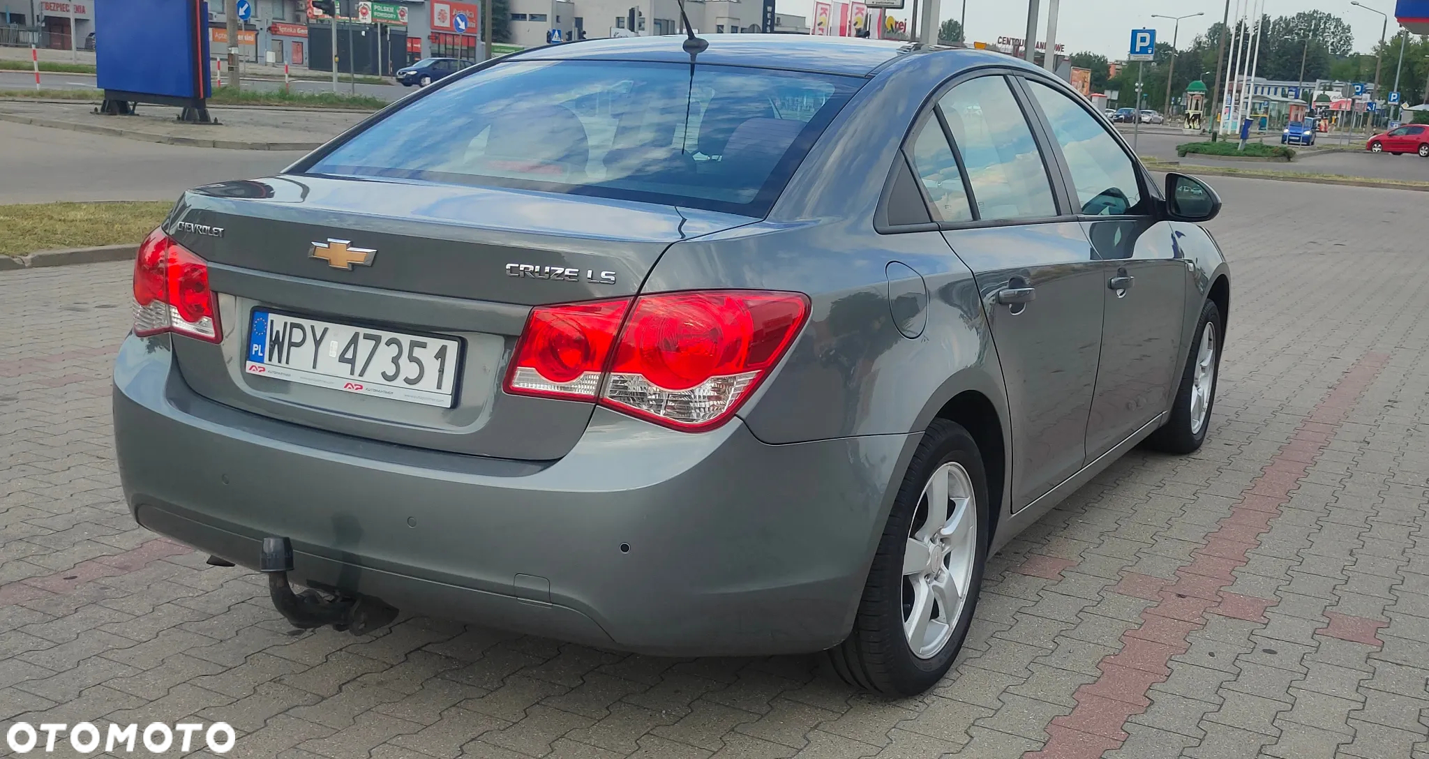 Chevrolet Cruze 1.8 LS - 4