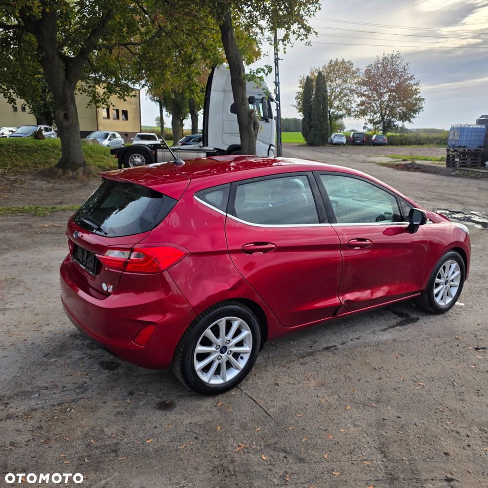 Ford Fiesta - 16