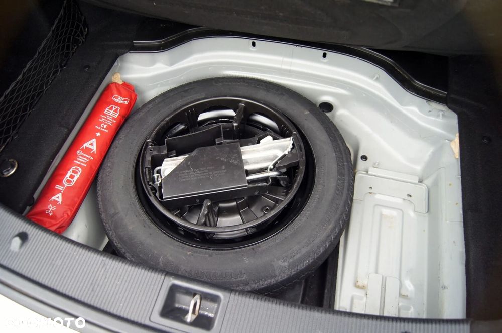 Mercedes-Benz Klasa C 250 CDI Avantgarde Edition - 28
