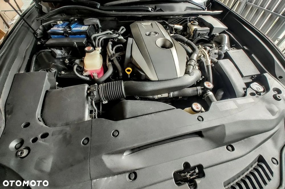 Lexus GS 200t / 300 Elegance - 13