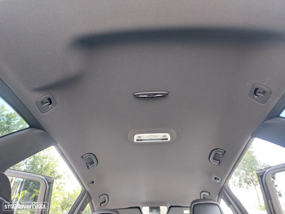 Mercedes-Benz C 250 Station CDI DPF BlueEFFICIENCY Avantgarde - 26