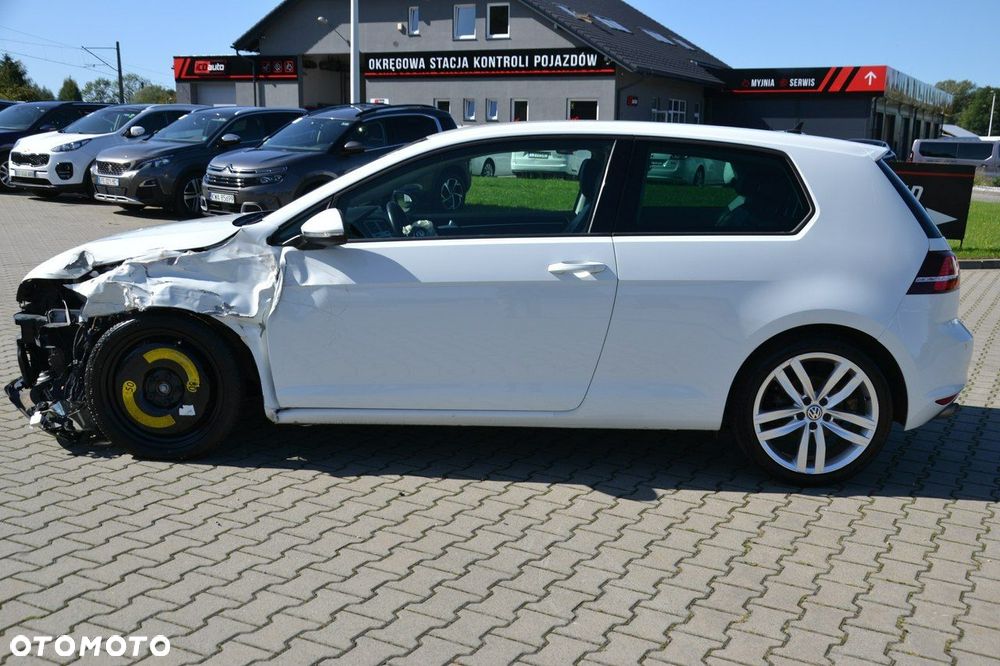 Volkswagen Golf - 4