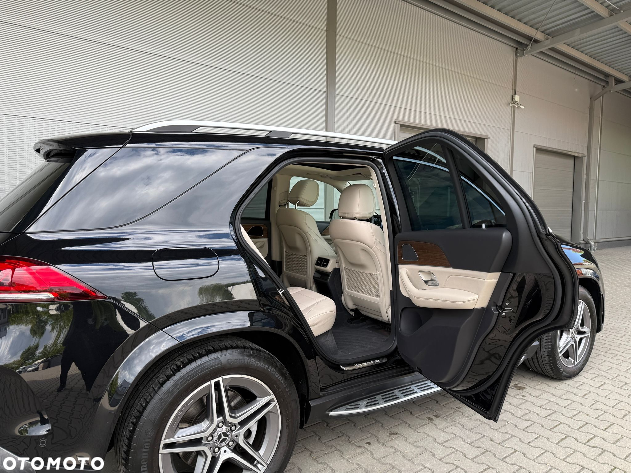 Mercedes-Benz GLE 300 d 4-Matic - 9