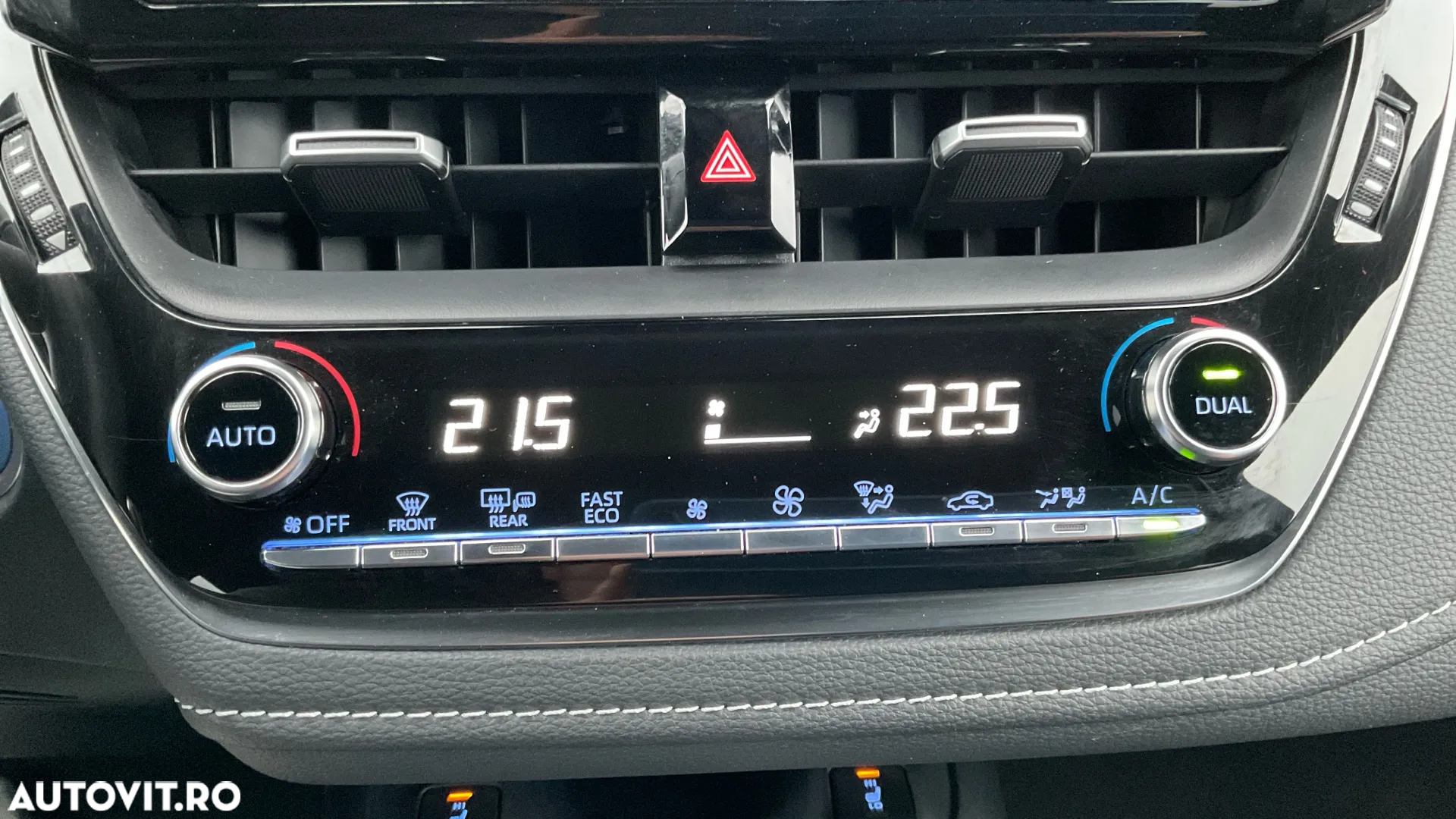 Suzuki Swace 1.8 E-CVT HEV Passion - 15