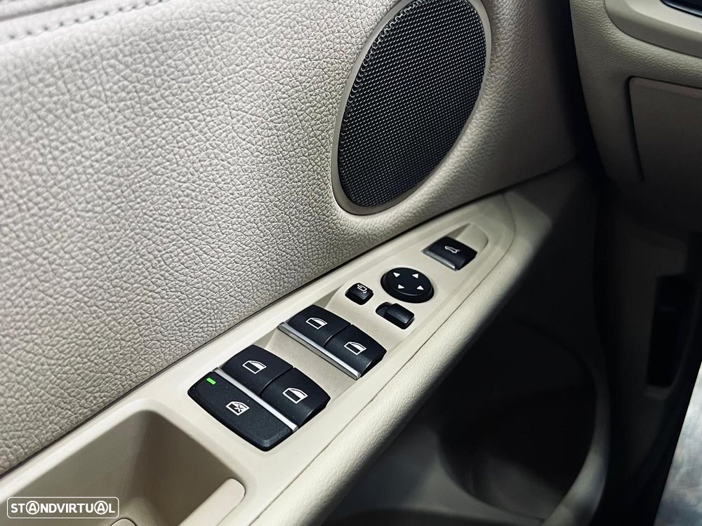 BMW X5 25 d sDrive Pack M - 29