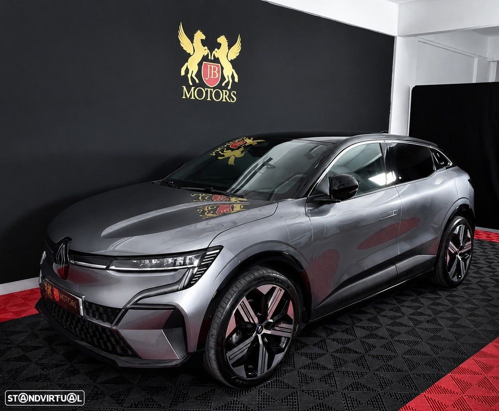 Renault Mégane E-Tech - 3