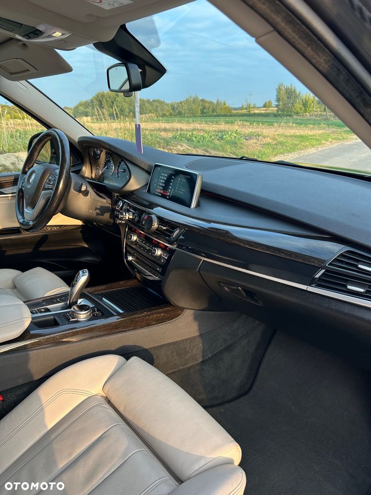 BMW X5 xDrive30d - 27