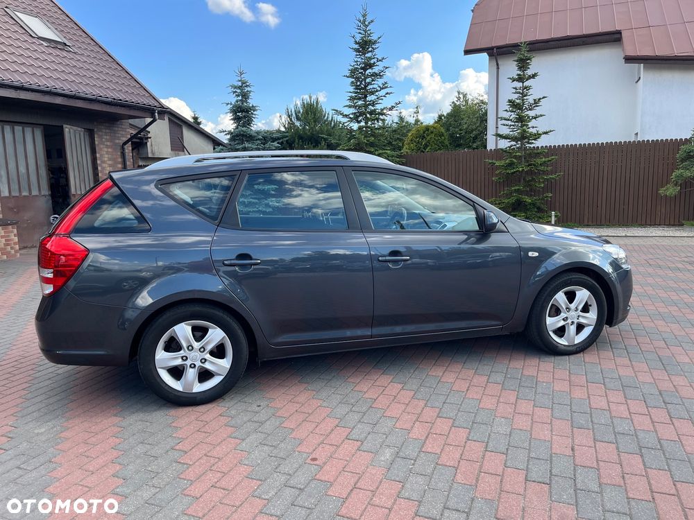 Kia Ceed 1.4 CVVT Attract - 4