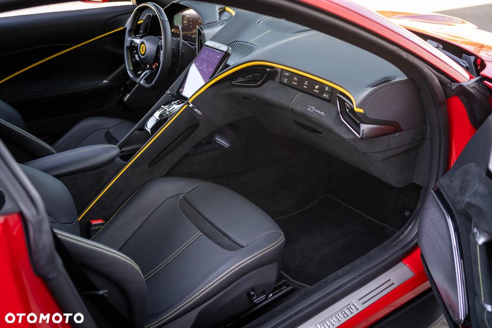Ferrari Roma - 34