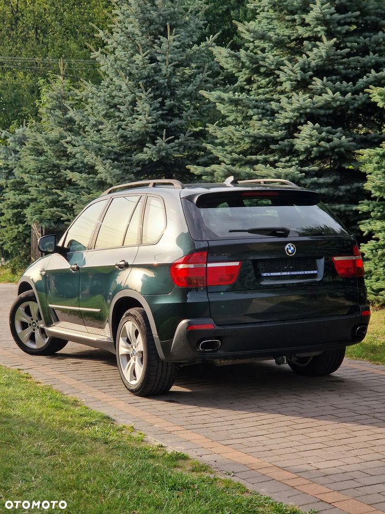 BMW X5 4.8i xDrive - 8