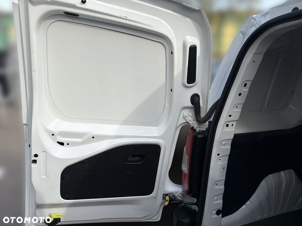 Toyota proace-city - 28