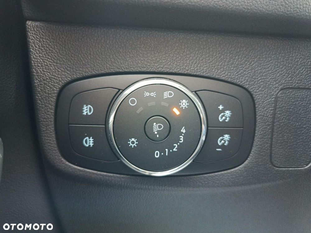 Ford Focus 1.5 EcoBlue Titanium X - 25